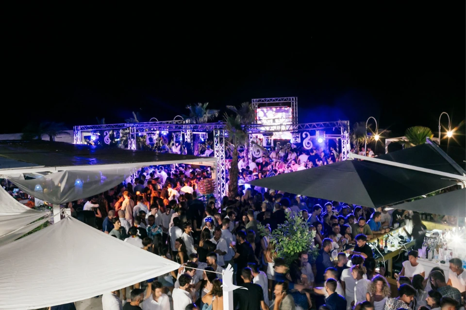 Koko Beach Club