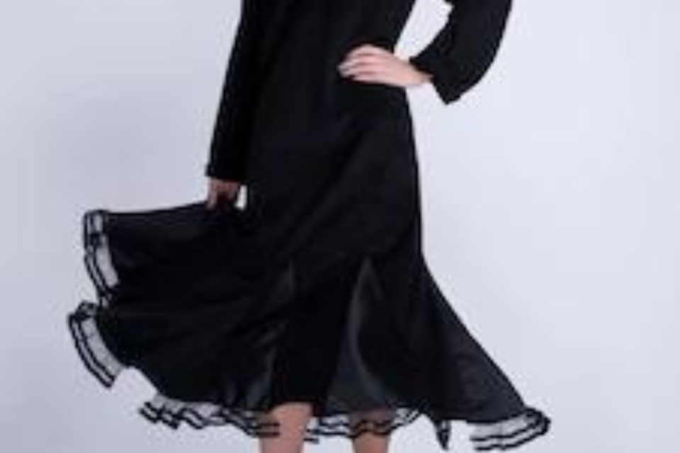 Self Portrait Crepe Midi Dress in Black, Matches