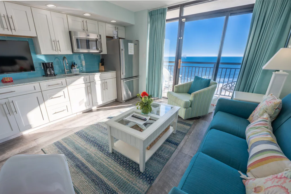 Remodelled Oceanfront Condo 