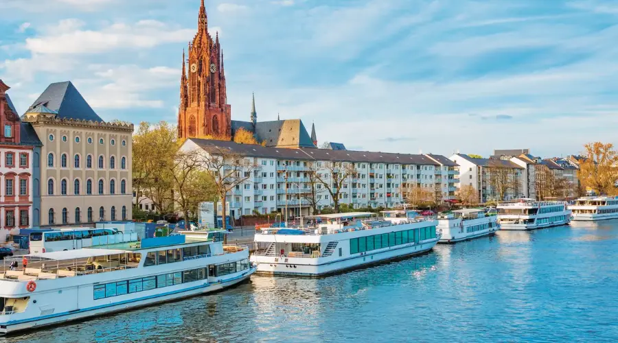 Main River Cruises