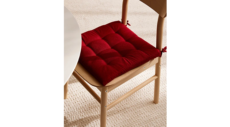 Luxurious velvet chair cushion 35cm