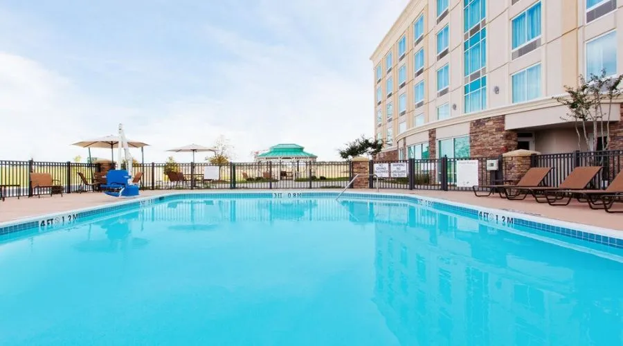 Holiday Inn Express & Suites Jackson