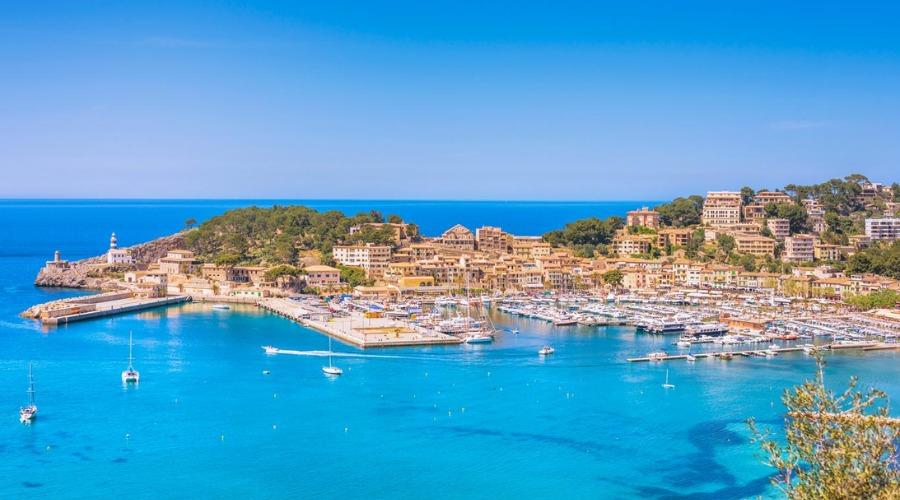 Finding affordable flight deals to Majorca