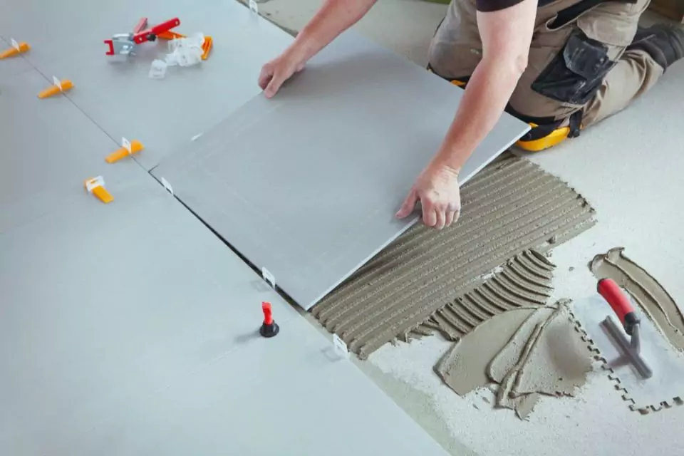 5 Essential Tiling Tools Every DIYer Needs