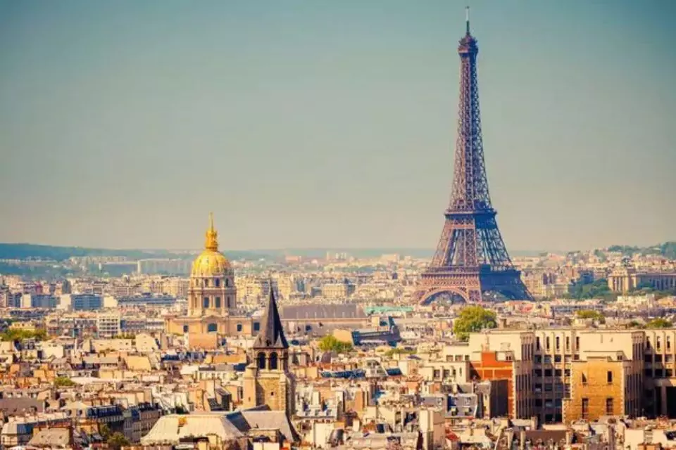 Flights And Hotels To Paris