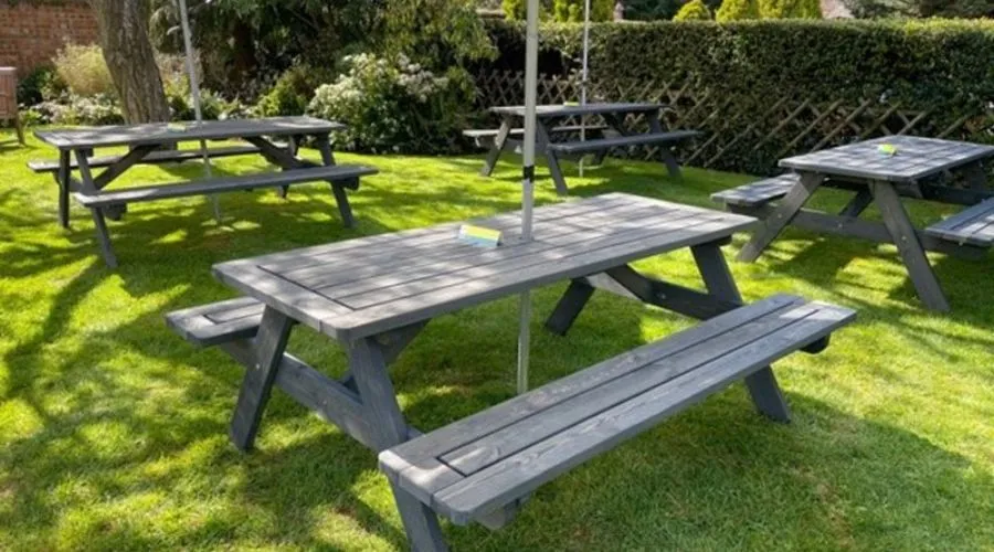 Garden Green Picnic Table