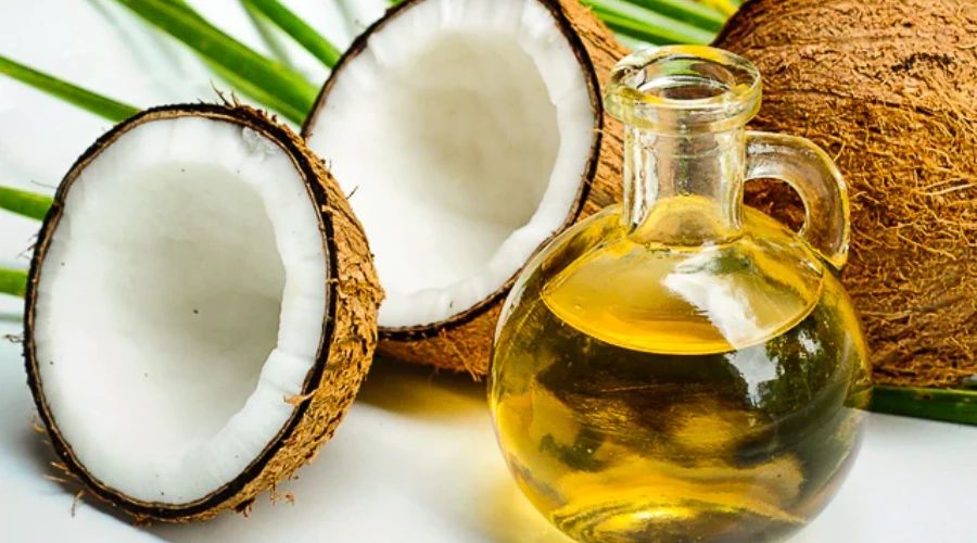 MCT Oil versus Coconut Oil | Celebzero