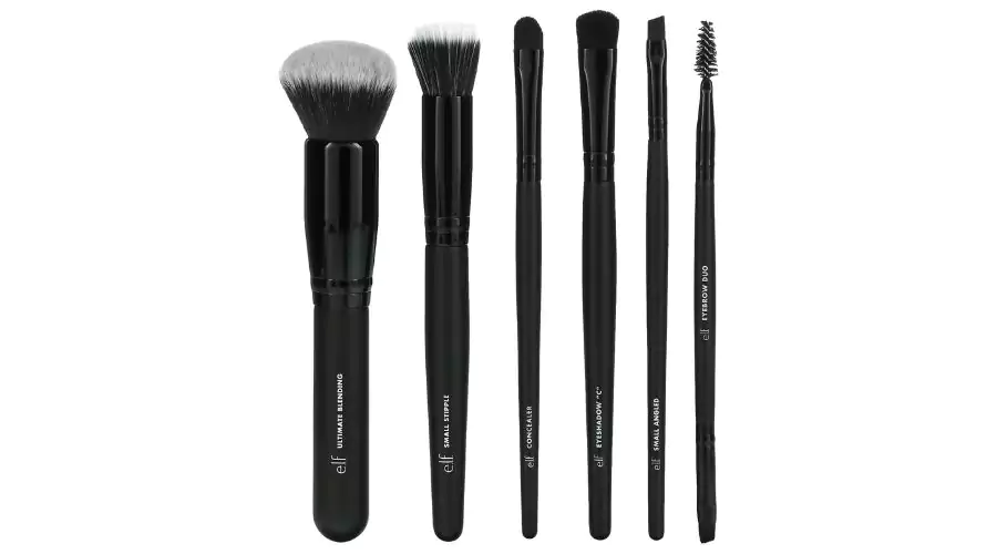 Makeup brushes