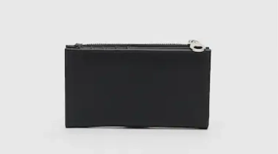 Basic Wallet with Zip