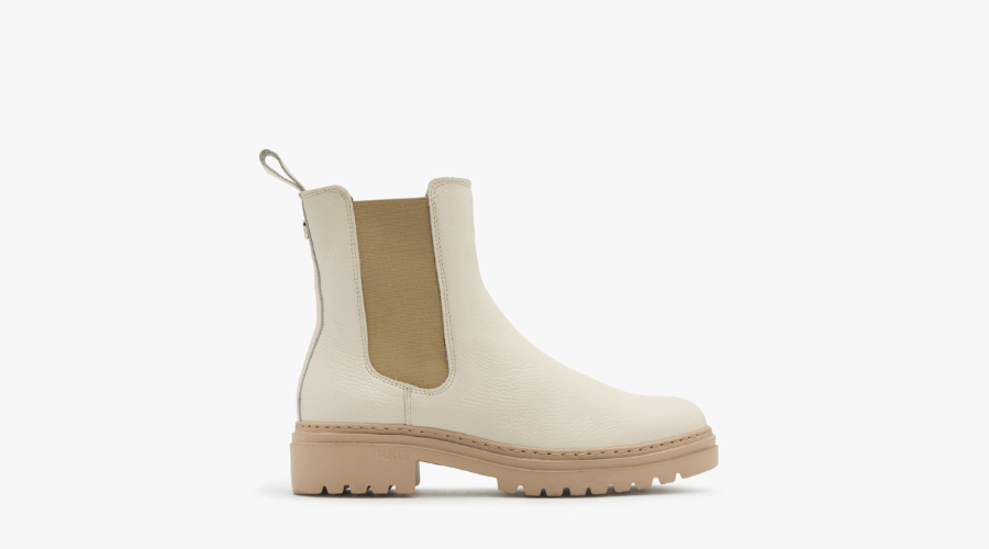 Cream Chelsea Boots With A Light Sole