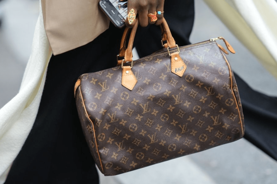 Elegant women's handbags