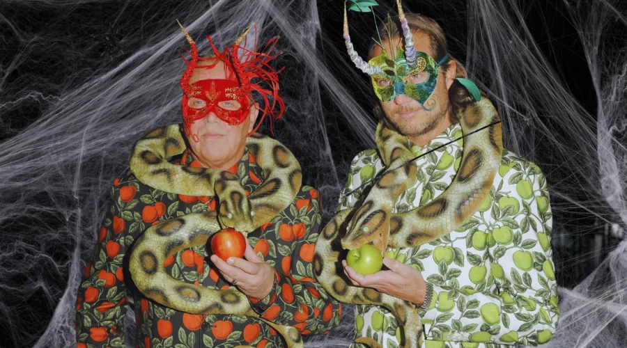 Couples Halloween Costumes