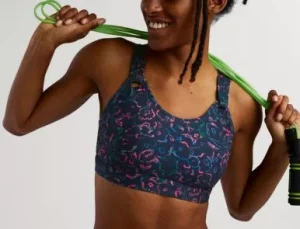 everyday sports bras | Celebzero